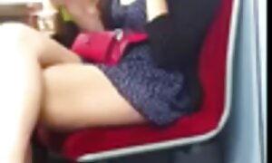 ロシアの赤毛の体操選手は彼女のレオタードを脱ぎ、彼女の魅力を示しています 女性 が 見る アダルト ビデオ