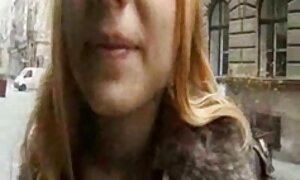 暖炉のクリーニングはhandjobnyaを燃やし、横柄な女性をなめることを余儀なくされました 男性 向け av 動画