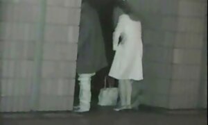 ブロンドはオーガズムに犯され、胃の中で食欲を持つ 女性 向け 動画 無理