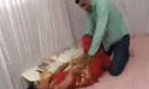 短い髪の女性は、最強のペニス若い男を着ています エロ 動画 女子 用