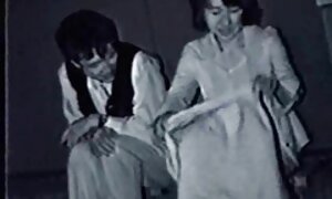 二人の女の子と男は官能的な性交に従事する 無料 アダルト 女性 用