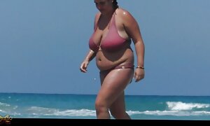 ワインのグラスの後、若い男はぽっちゃり成熟した女性をねじ込む 無料 女性 用 アダルト ビデオ