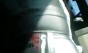 肛門のコックに赤い髪を広げるcunnilingusの助けを借りて男の鼻 無 修正 動画 女性 向け