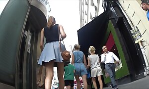 ロシアの女の子と黒高品質からかう友人 女性 用 エロ vr