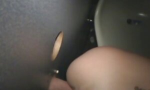 裸のブルネットの女の子は甘い吸引の後に螺について 無料 女性 向け エロ 動画