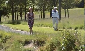 スリムな茶色の髪を持つすべての穴にクソ 女性 用 av 動画 無料